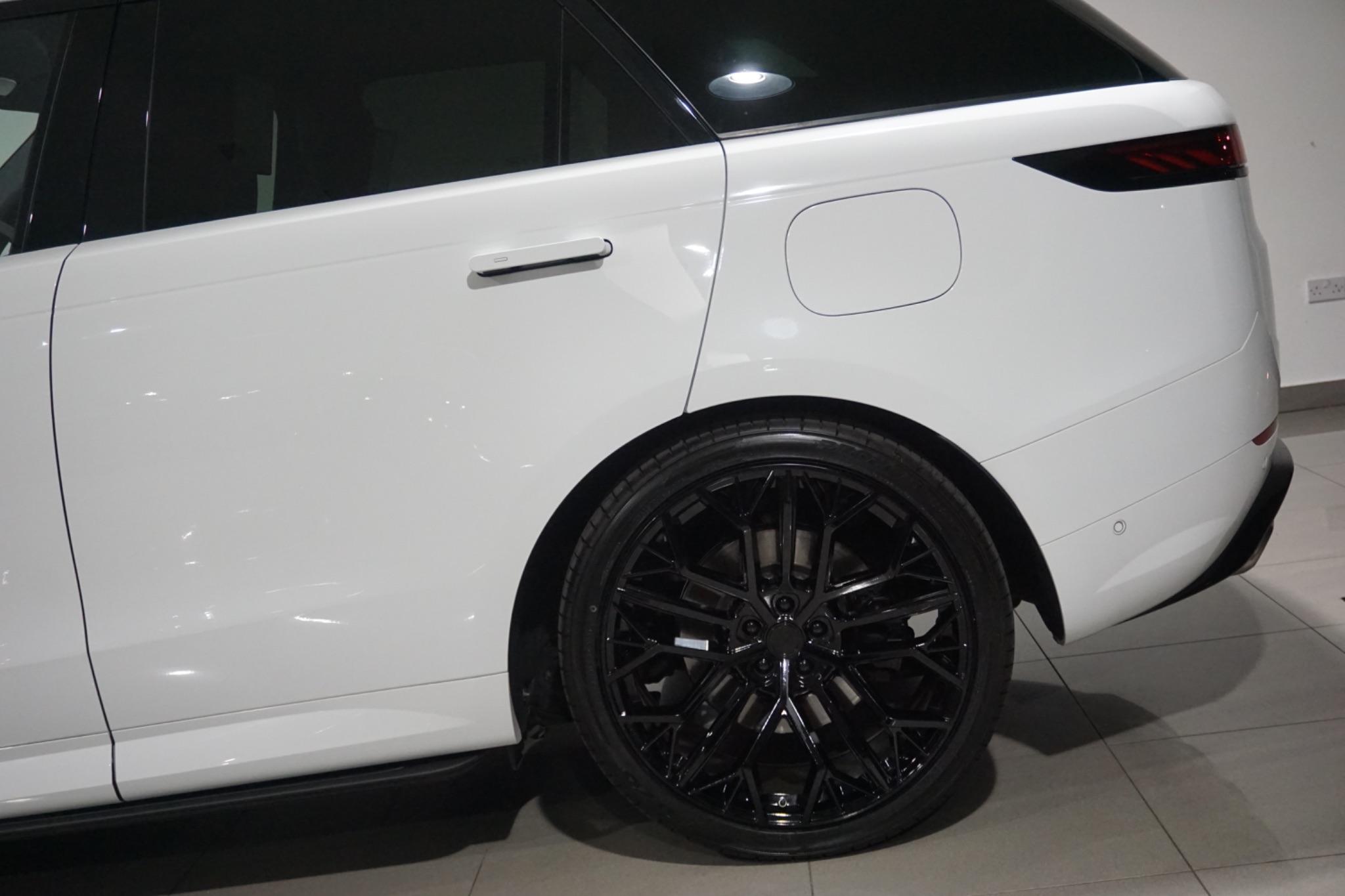 Land Rover Range Rover Sport 3.0 P440e 38.2kWh Dynamic SE Auto 4WD Euro 6 (s/s) 5dr